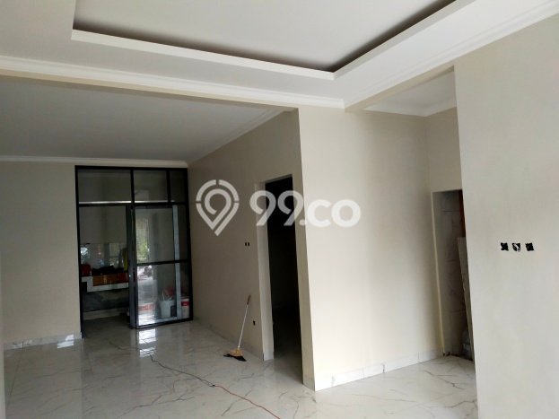 Rumah Luas Asri 4 KT Siap Huni di BSD Tangerang Rumah Luas Asri 4 KT Siap Huni di BSD Tangerang