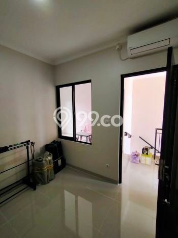 Dijual Rumah Modern 4 KT di Serpong Villa Melati Mas, Tangerang Selatan Dijual Rumah Modern 4 KT di Serpong Villa Melati Mas, Tangerang Selatan