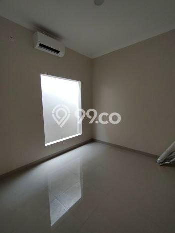 Dijual Rumah 4 Kamar Lokasi Strategis Bagus dan Strategis di Serpong Dijual Rumah 4 Kamar Lokasi Strategis Bagus dan Strategis di Serpong