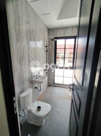 Hunian Nyaman Asri 3 KT Siap Huni di Serpong Villa Melati Mas Tangerang Selatan Hunian Nyaman Asri 3 KT Siap Huni di Serpong Villa Melati Mas Tangerang Selatan