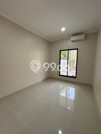 Dijual Cepat Rumah Favorit Siap Huni LB 160m2 di Serpong, Tangerang Selatan Dijual Cepat Rumah Favorit Siap Huni LB 160m2 di Serpong, Tangerang Selatan