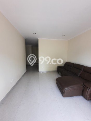 Dijual Rumah Luas Megah Dengan View Eksklusif di Gading Serpong, Tangerang Dijual Rumah Luas Megah Dengan View Eksklusif di Gading Serpong, Tangerang