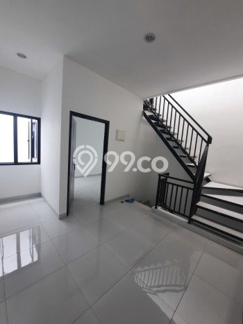 Dijual Rumah Eksklusif 4 KT di Serpong Villa Melati Mas, Tangerang Selatan Dijual Rumah Eksklusif 4 KT di Serpong Villa Melati Mas, Tangerang Selatan