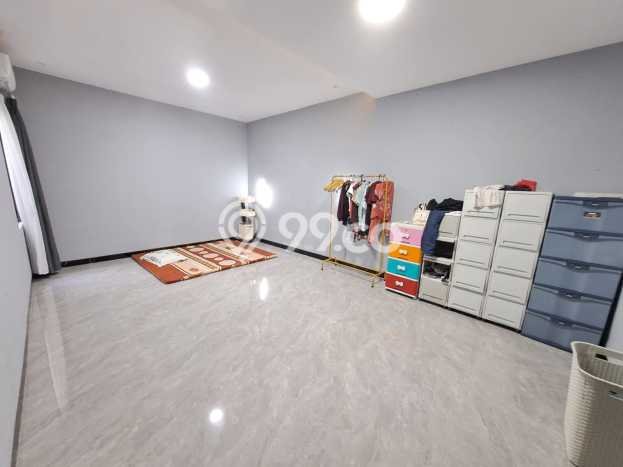 Rumah Modern 4 KT di Serpong Villa Melati Mas Tangerang Selatan Semi Furnished Rumah Modern 4 KT di Serpong Villa Melati Mas Tangerang Selatan Semi Furnished