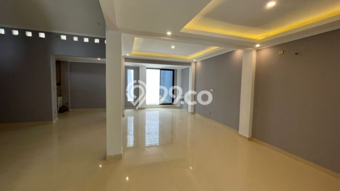 Rumah Luxury Modern Siap Huni di BSD City Tangerang Rumah Luxury Modern Siap Huni di BSD City Tangerang