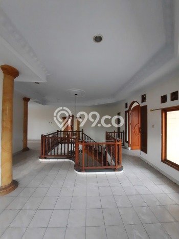 Dijual Rumah Luas Elegan Dengan View Eksklusif di Serpong Villa Melati Mas, Tangerang Selatan Dijual Rumah Luas Elegan Dengan View Eksklusif di Serpong Villa Melati Mas, Tangerang Selatan