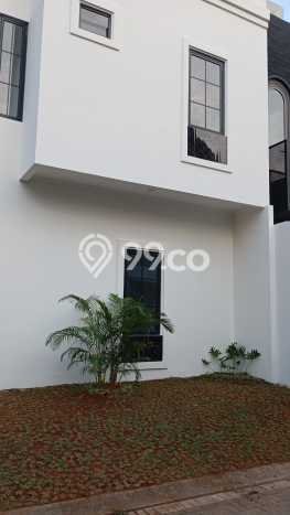Rumah Luas Asri 4 KT Siap Pakai di BSD Nusaloka Tangerang Rumah Luas Asri 4 KT Siap Pakai di BSD Nusaloka Tangerang