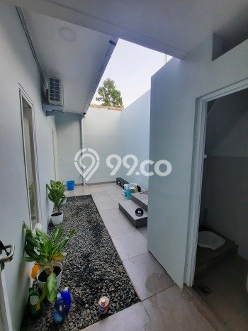 Rumah Luas Asri 3 KT Siap Huni di BSD City Tangerang Rumah Luas Asri 3 KT Siap Huni di BSD City Tangerang