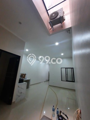 Rumah Modern 4 KT di Villa Melati Mas Tangerang Selatan Unfurnished Rumah Modern 4 KT di Villa Melati Mas Tangerang Selatan Unfurnished
