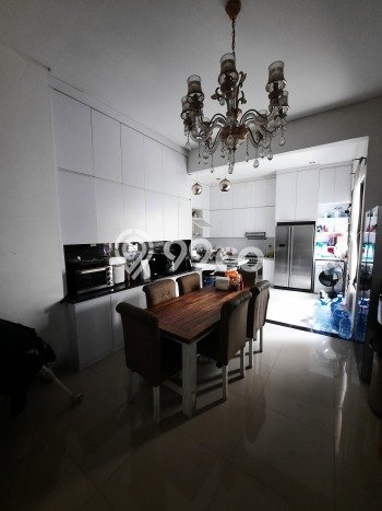 Rumah Mewah LB 400m2 Siap Huni Desain Elegan di Serpong Villa Melati Mas, Tangerang Selatan Rumah Mewah LB 400m2 Siap Huni Desain Elegan di Serpong Villa Melati Mas, Tangerang Selatan
