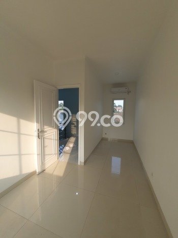 Rumah Luas Asri 3 KT Siap Huni di BSD City Tangerang Rumah Luas Asri 3 KT Siap Huni di BSD City Tangerang
