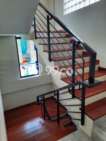 Rumah Elit Modern Siap Huni di Serpong Villa Melati Mas Tangerang Selatan Rumah Elit Modern Siap Huni di Serpong Villa Melati Mas Tangerang Selatan