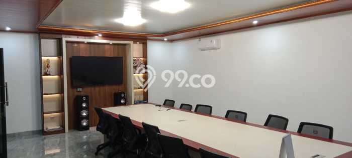Gudang Area Komersial di Cikarang Pusat, Luas 530m2m², Jalan Utama Gudang Area Komersial di Cikarang Pusat, Luas 530m2m², Jalan Utama