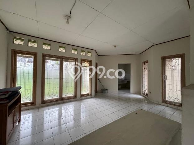 Disewakan! Rumah 4 Kamar Tidur &
3 Kamar Mandi di BSD Anggrek Loka, Tangerang Disewakan! Rumah 4 Kamar Tidur &
3 Kamar Mandi di BSD Anggrek Loka, Tangerang