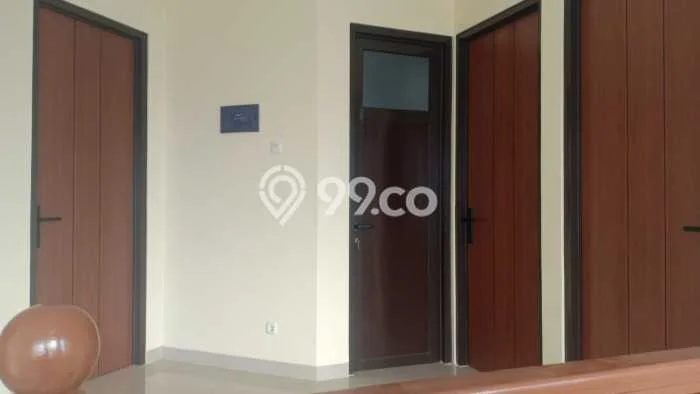 Jarang Ada! Rumah Kontrakan 5 Kamar Nyaman Siap Huni BSD Giri Loka Jarang Ada! Rumah Kontrakan 5 Kamar Nyaman Siap Huni BSD Giri Loka