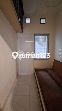Hunian Nyaman Asri 2 KT Siap Huni di Sektor 9-Bintaro Tangerang Selatan Hunian Nyaman Asri 2 KT Siap Huni di Sektor 9-Bintaro Tangerang Selatan