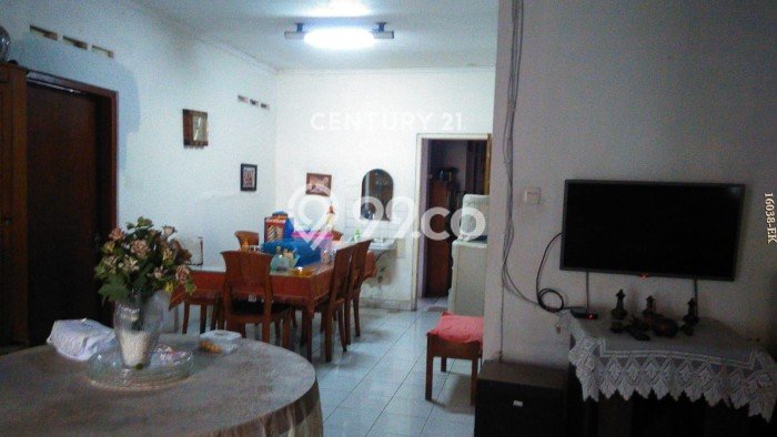 Hunian Mewah Siap Huni LT 299m2 di Kebayoran Baru, Jakarta Selatan Hunian Mewah Siap Huni LT 299m2 di Kebayoran Baru, Jakarta Selatan