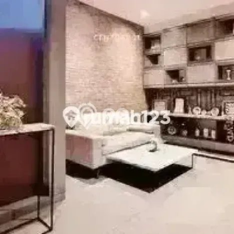 Jual Rumah Luas Elegan Dengan View Eksklusif di Sektor 9-Bintaro, Tangerang Selatan Jual Rumah Luas Elegan Dengan View Eksklusif di Sektor 9-Bintaro, Tangerang Selatan