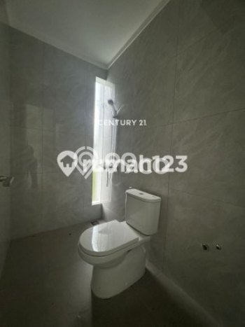 Jual Rumah Mewah Megah Dengan View Eksklusif di Sektor 7-Bintaro, Tangerang Selatan Jual Rumah Mewah Megah Dengan View Eksklusif di Sektor 7-Bintaro, Tangerang Selatan