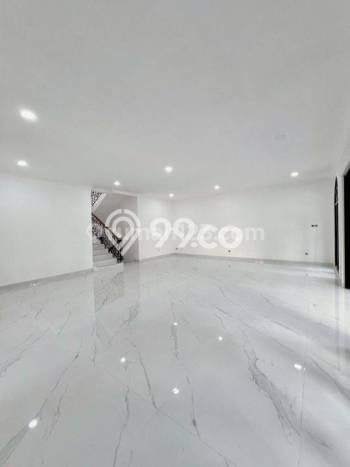 Rumah Luxury Modern Siap Huni di Sektor 7-Bintaro Tangerang Selatan Rumah Luxury Modern Siap Huni di Sektor 7-Bintaro Tangerang Selatan