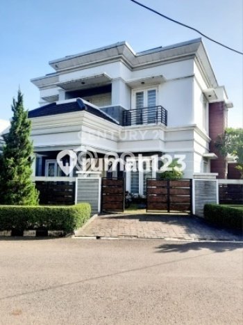 Dijual Rumah Mewah Elegan Dengan View Cantik di Bintaro, Jakarta Selatan Dijual Rumah Mewah Elegan Dengan View Cantik di Bintaro, Jakarta Selatan