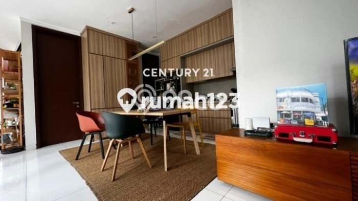 Ready to Use! Premium House LT 174m2 Desain Modern di Sektor 9-Bintaro Ready to Use! Premium House LT 174m2 Desain Modern di Sektor 9-Bintaro