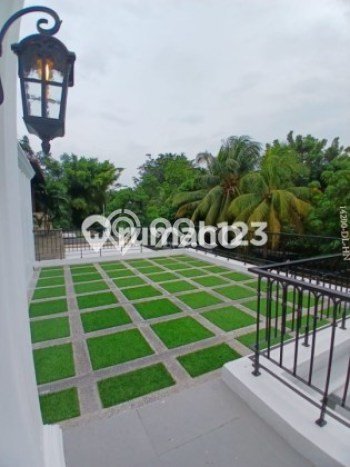 Jual Rumah Mewah Megah Dengan View Cantik di Sektor 8 - Bintaro, Tangerang Selatan Jual Rumah Mewah Megah Dengan View Cantik di Sektor 8 - Bintaro, Tangerang Selatan