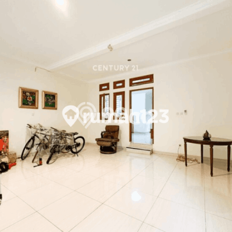 Hunian Elit LB 500m2 Siap Huni Desain Elegan di Sektor 8 - Bintaro, Tangerang Selatan Hunian Elit LB 500m2 Siap Huni Desain Elegan di Sektor 8 - Bintaro, Tangerang Selatan