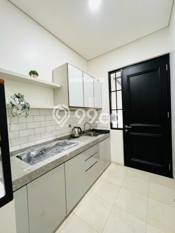 Hunian Elit LB 230m2 Siap Pakai Desain Elegan di Sektor 9-Bintaro, Tangerang Selatan Hunian Elit LB 230m2 Siap Pakai Desain Elegan di Sektor 9-Bintaro, Tangerang Selatan