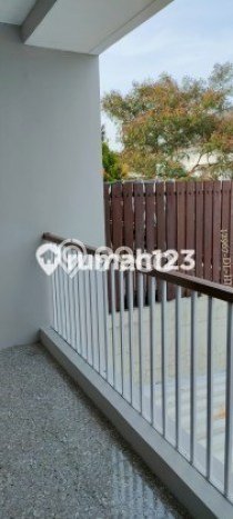 Jual Rumah Mewah Megah Dengan View Eksklusif di Sektor 9-Bintaro, Tangerang Selatan Jual Rumah Mewah Megah Dengan View Eksklusif di Sektor 9-Bintaro, Tangerang Selatan