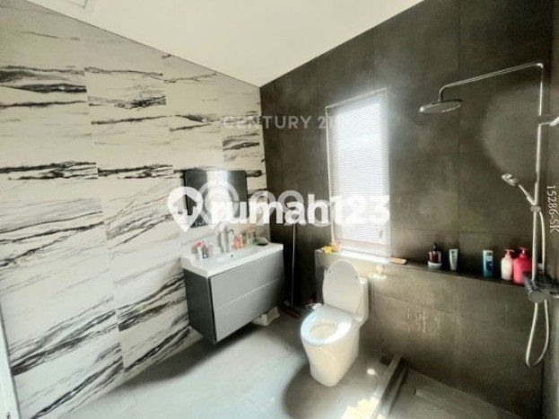 Dijual Rumah Mewah Megah Dengan View Cantik di Sektor 7-Bintaro, Tangerang Selatan Dijual Rumah Mewah Megah Dengan View Cantik di Sektor 7-Bintaro, Tangerang Selatan