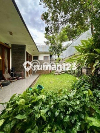 Rumah Elit Modern Siap Huni di Sektor 9-Bintaro Tangerang Selatan Rumah Elit Modern Siap Huni di Sektor 9-Bintaro Tangerang Selatan
