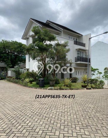 Jual Rumah Luas Megah Dengan View Cantik di Lebak Bulus, Jakarta Selatan Jual Rumah Luas Megah Dengan View Cantik di Lebak Bulus, Jakarta Selatan