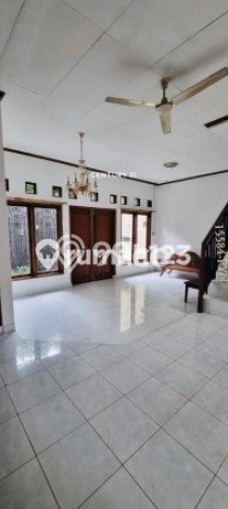 Dijual Hunian Rumah Nyaman 3 Kamar di Bintaro, Tangerang Selatan Dijual Hunian Rumah Nyaman 3 Kamar di Bintaro, Tangerang Selatan