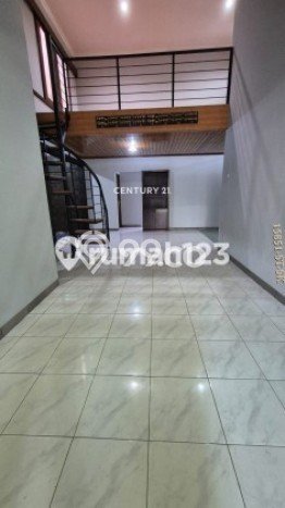 Hunian Elit LB 120m2 Siap Huni Desain Elegan di Sektor 9-Bintaro, Tangerang Selatan Hunian Elit LB 120m2 Siap Huni Desain Elegan di Sektor 9-Bintaro, Tangerang Selatan