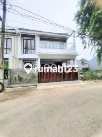Dijual Rumah Eksklusif 4 KT di Bintaro, Tangerang Selatan Dijual Rumah Eksklusif 4 KT di Bintaro, Tangerang Selatan