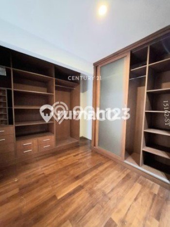 Ready to Use! Premium House LT 748m2 Desain Modern di Sektor 8 - Bintaro Ready to Use! Premium House LT 748m2 Desain Modern di Sektor 8 - Bintaro