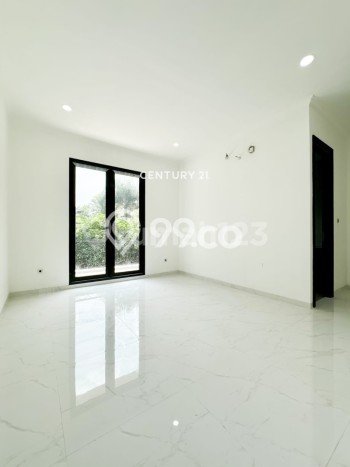 Jual Rumah Mewah Megah Dengan View Eksklusif di Sektor 9-Bintaro, Tangerang Selatan Jual Rumah Mewah Megah Dengan View Eksklusif di Sektor 9-Bintaro, Tangerang Selatan