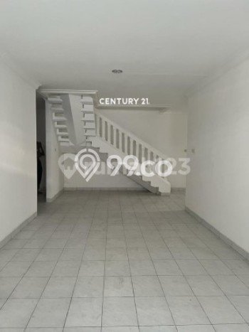 Dijual Cepat Rumah Favorit Siap Huni LB 450m2 di Ciputat, Tangerang Selatan Dijual Cepat Rumah Favorit Siap Huni LB 450m2 di Ciputat, Tangerang Selatan