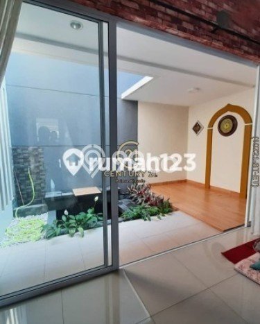 Rumah Luxury Modern Tanpa Renovasi di Sektor 9-Bintaro Tangerang Selatan Rumah Luxury Modern Tanpa Renovasi di Sektor 9-Bintaro Tangerang Selatan