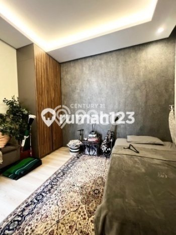 Rumah Elit LB 254m2 Siap Huni Desain Elegan di Sektor 9-Bintaro, Tangerang Selatan Rumah Elit LB 254m2 Siap Huni Desain Elegan di Sektor 9-Bintaro, Tangerang Selatan