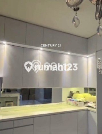 Rumah Elit LB 180m2 Siap Huni Desain Elegan di Sektor 9-Bintaro, Tangerang Selatan Rumah Elit LB 180m2 Siap Huni Desain Elegan di Sektor 9-Bintaro, Tangerang Selatan