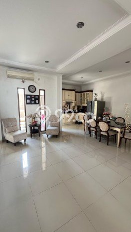 Rumah Luxury Modern Tanpa Renovasi di Cipadu Tangerang Rumah Luxury Modern Tanpa Renovasi di Cipadu Tangerang