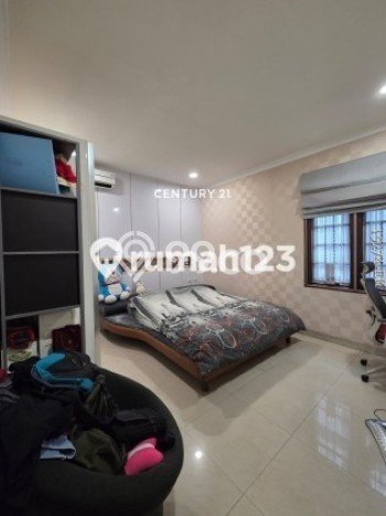 Rumah Luxury Modern Siap Huni di Sektor 9-Bintaro Tangerang Selatan Rumah Luxury Modern Siap Huni di Sektor 9-Bintaro Tangerang Selatan