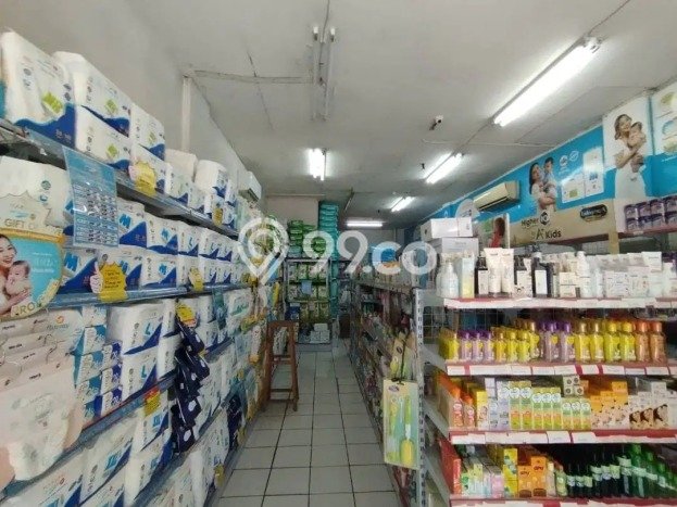 Area Ramai! Ruko Dijual di Jatinegara untuk Bisnis Luas Bangunan 234m2 Area Ramai! Ruko Dijual di Jatinegara untuk Bisnis Luas Bangunan 234m2