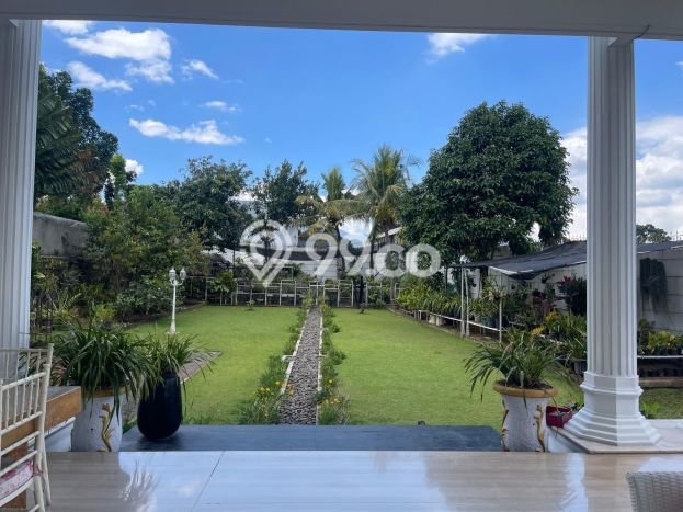 For Sale! Luxury House LT 1304m2 Desain Modern di Setra Duta For Sale! Luxury House LT 1304m2 Desain Modern di Setra Duta