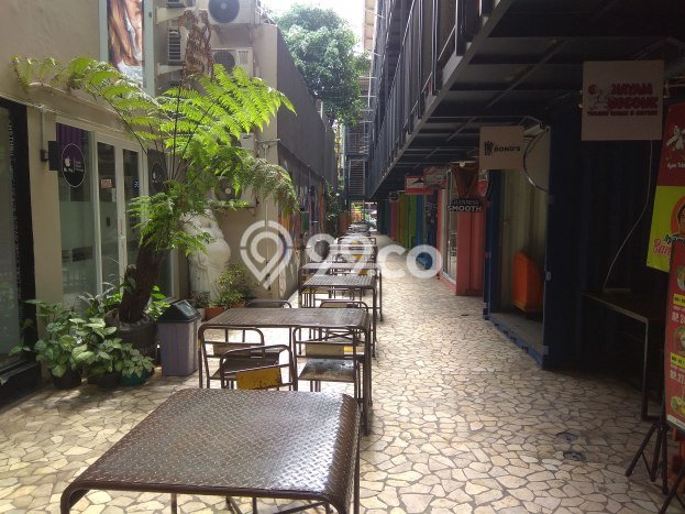 Komersial disewakan lokasi strategis Sumurbandung Bandung 600m2 Komersial disewakan lokasi strategis Sumurbandung Bandung 600m2