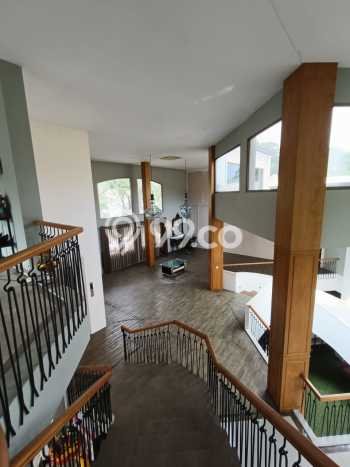 Rumah Luxury Modern Tanpa Renovasi di Pasir Kaliki Bandung Rumah Luxury Modern Tanpa Renovasi di Pasir Kaliki Bandung