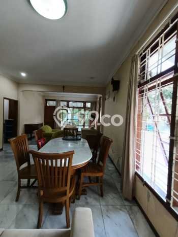Rumah Elit Modern Siap Huni di Burangrang Bandung Rumah Elit Modern Siap Huni di Burangrang Bandung