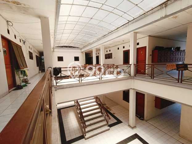 Dijual Rumah Kost di Tubagus Ismail, Bandung, 44 KT, 44 KM, Bangunan 1050m2 Dijual Rumah Kost di Tubagus Ismail, Bandung, 44 KT, 44 KM, Bangunan 1050m2
